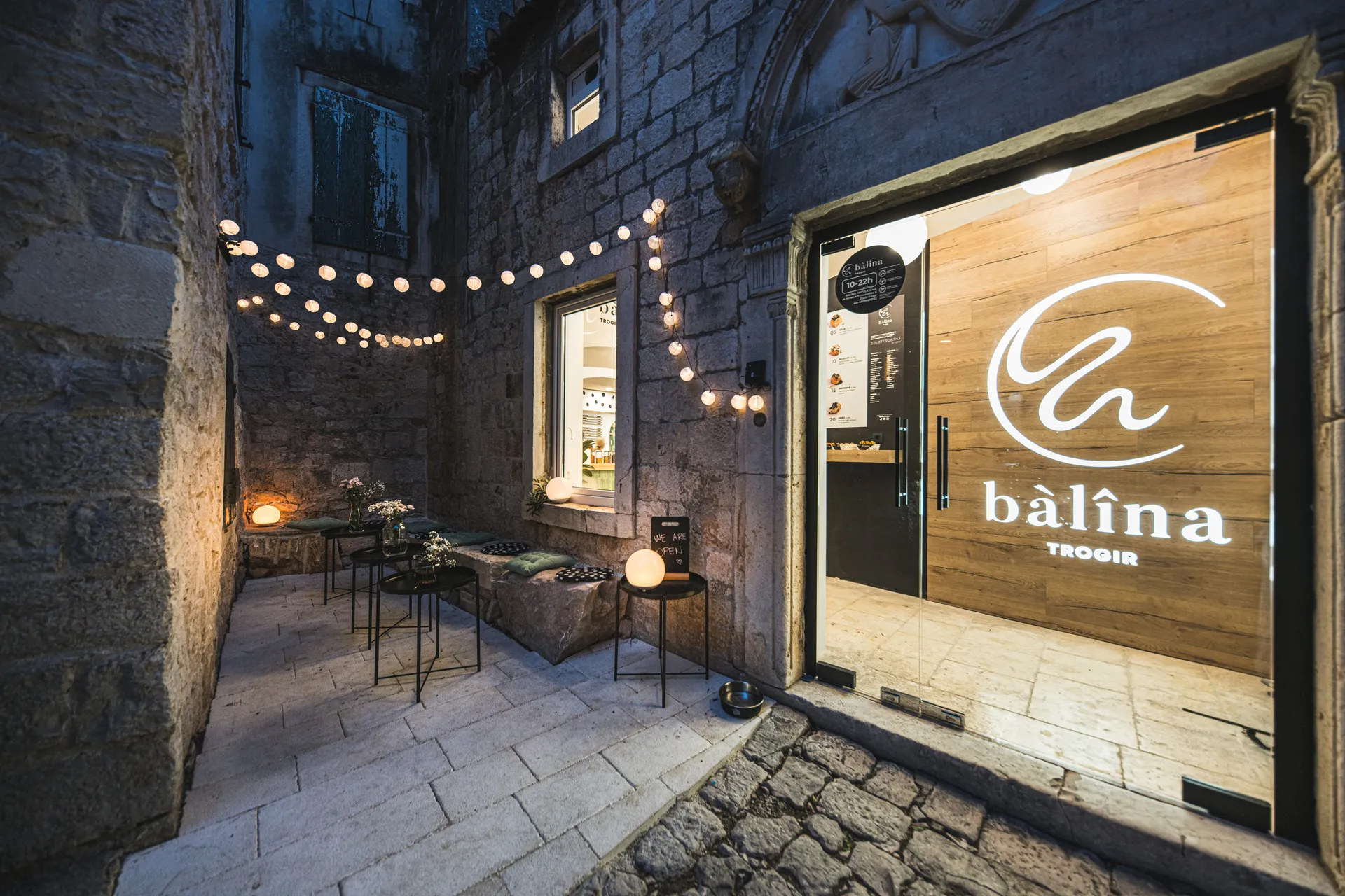 Bàlina — večernja terasa, Stari grad Trogir